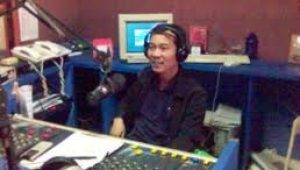 Cara Jadi Penyiar Radio: Teknik Dasar Siaran