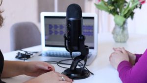 Jurnalisme Audio: Bercerita untuk Radio dan Podcast
